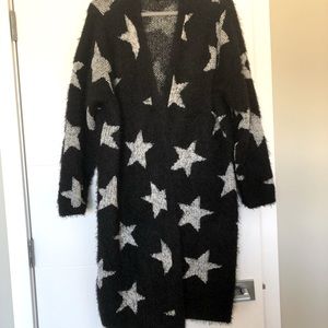 Sweater coat with large star print